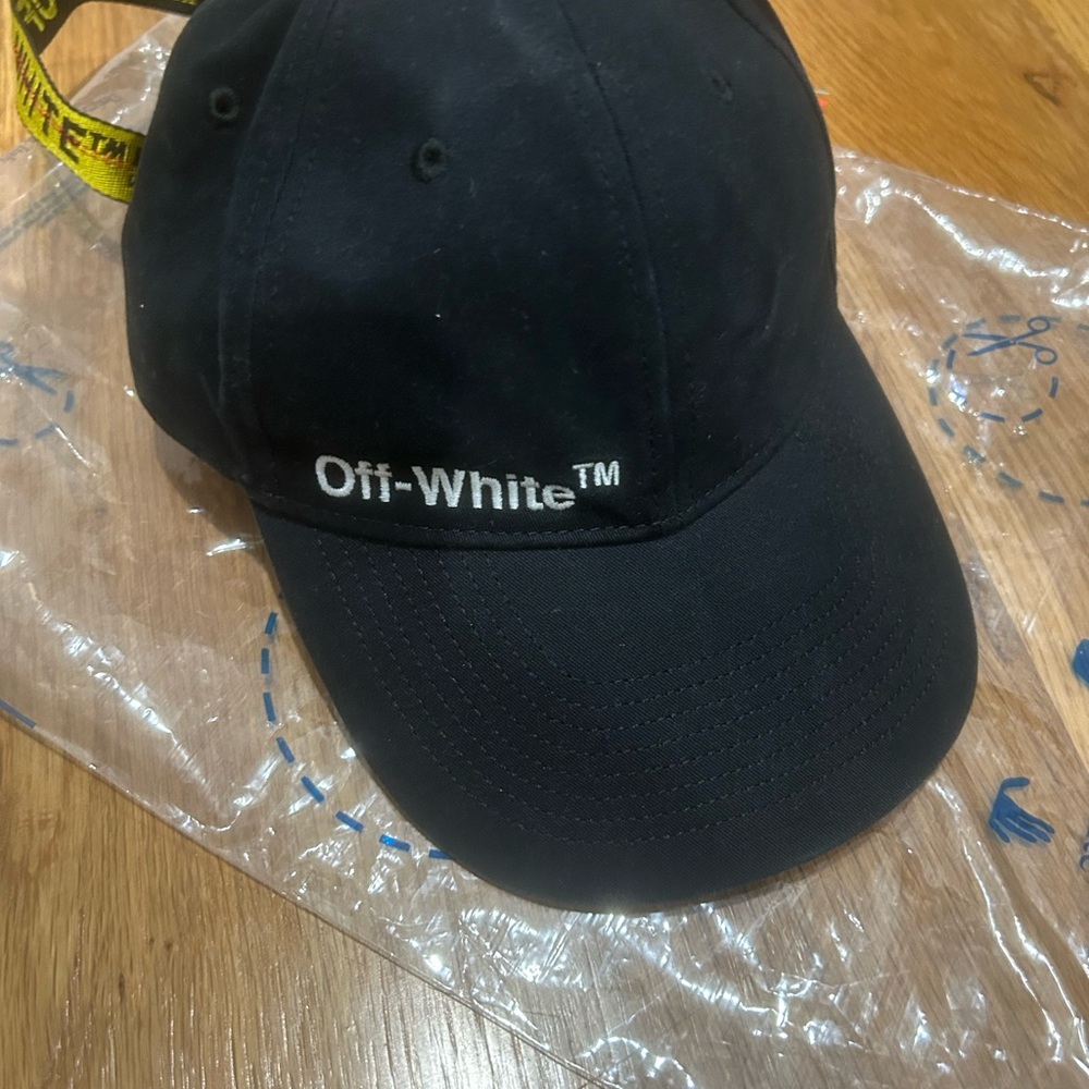 Off-White Black Cap - image 2